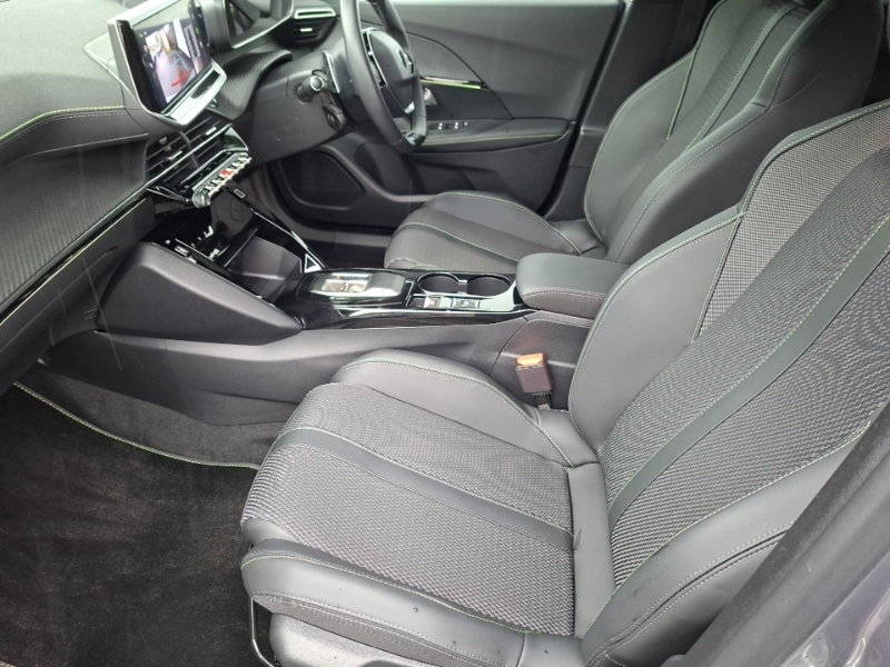 Peugeot 2008 1.2 Puretech 130 Gt Eat8 Grey #5