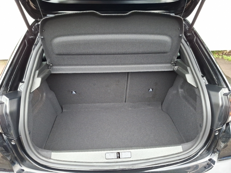 Peugeot 208 1.2 Puretech 100 Allure Grey #18