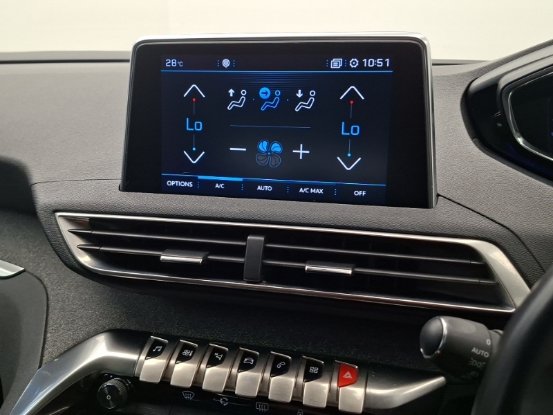 Peugeot 3008 1.2 Puretech Active Blue #16
