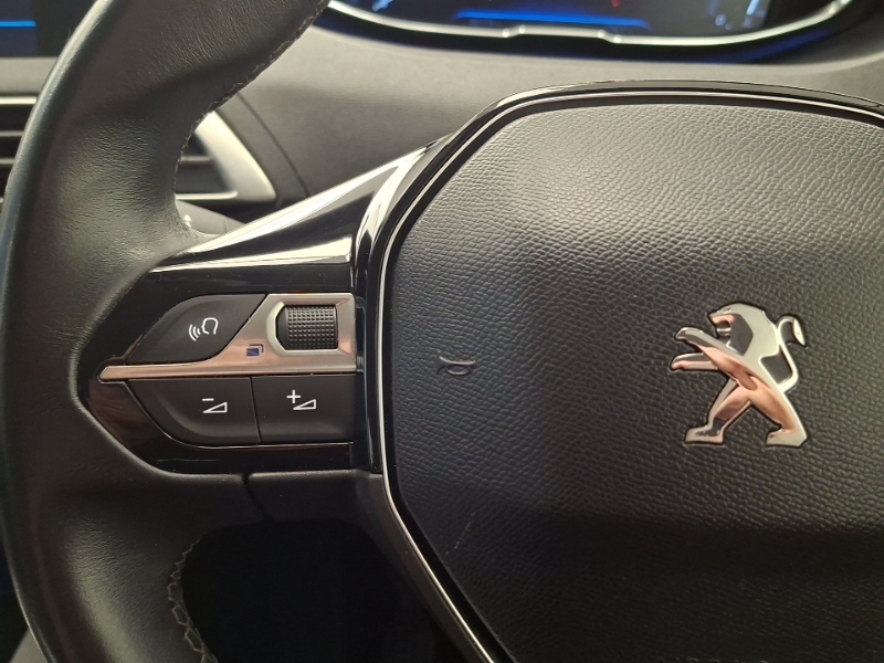 Peugeot 3008 1.2 Puretech Active Blue #12