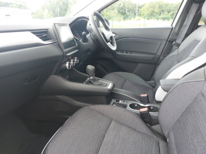 Renault Captur 1.6 E-tech Full Hybrid 145 Techno White #5