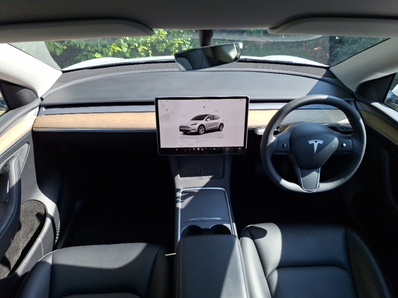Tesla Model Y Long Range Awd White #3