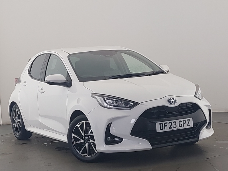 Toyota Yaris 1.5 Hybrid Design Cvt Nav White