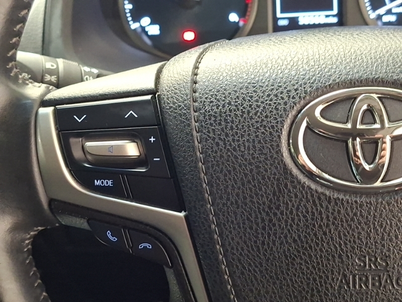 Toyota Land Cruiser 2.8 D-4d Active 7 Seats Black #12