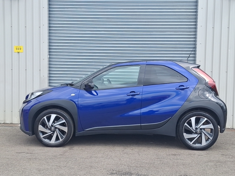Toyota Aygo X 1.0 Vvt-i Edge Blue #4