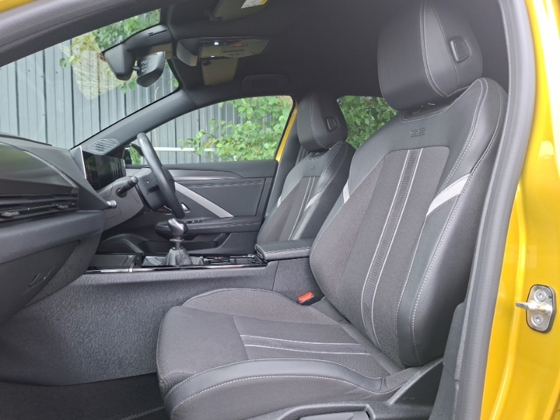Vauxhall Astra 1.2 Turbo 130 Gs Yellow #5