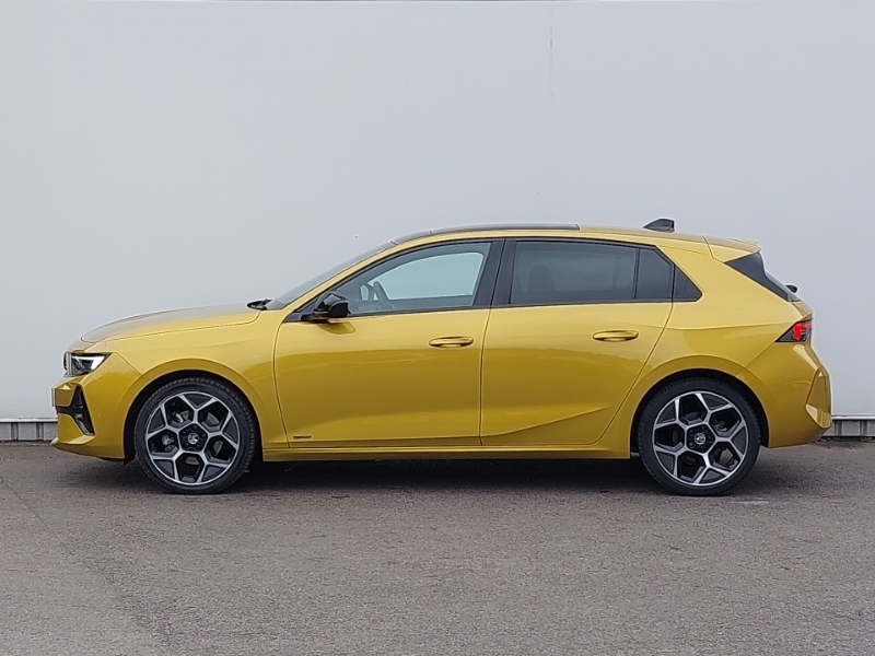 Vauxhall Astra 1.5 Turbo D Ultimate YJ23JNB Yellow #4