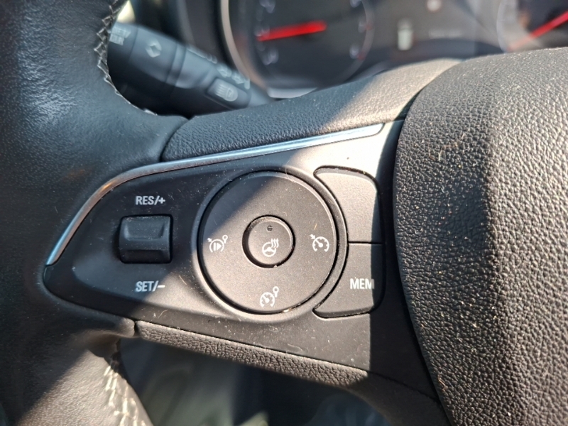 Vauxhall Combo Life 1.5 Turbo D Se White #12