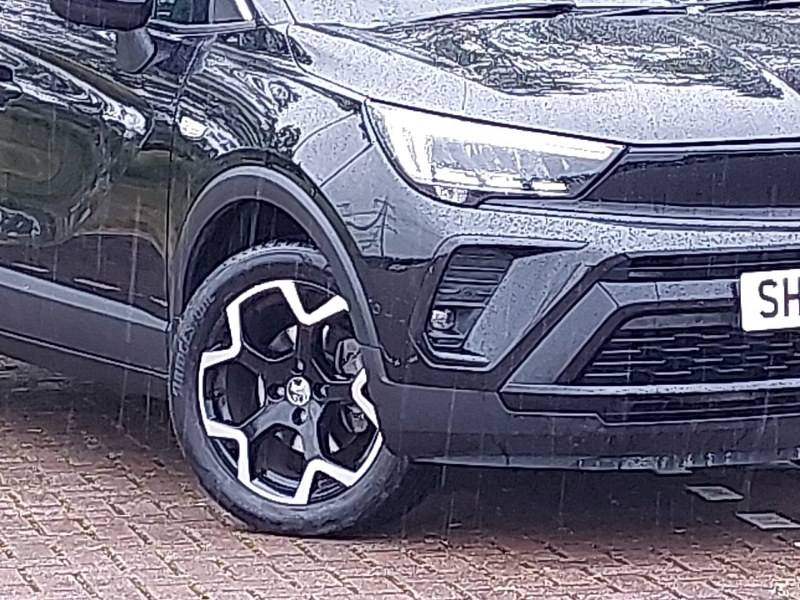 Vauxhall Crossland Ultimate Black #20
