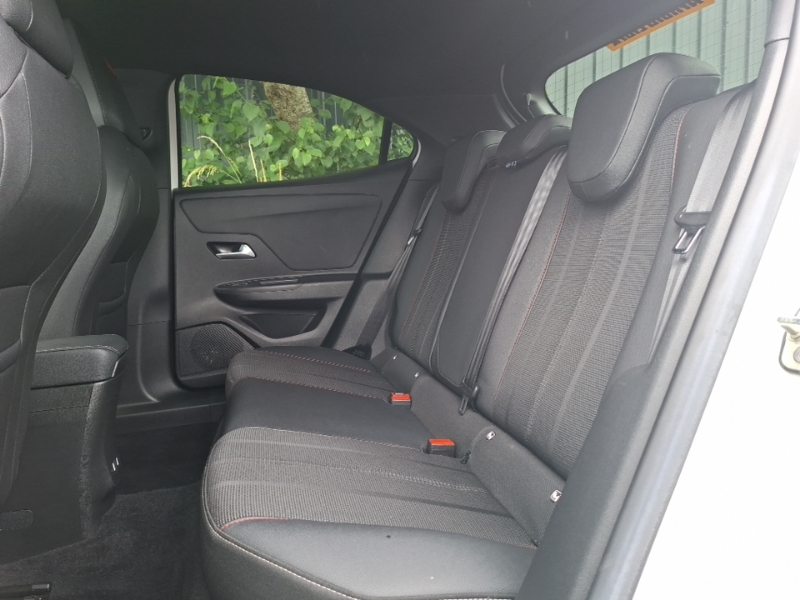 Vauxhall Mokka-e 100Kw Sri Premium 50Kwh White #6