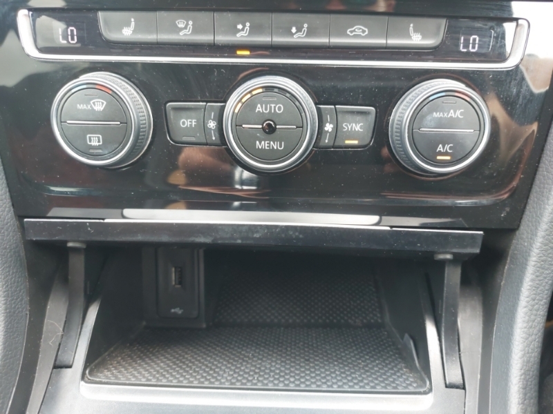 Volkswagen Golf Gti Tcr Dsg White #14