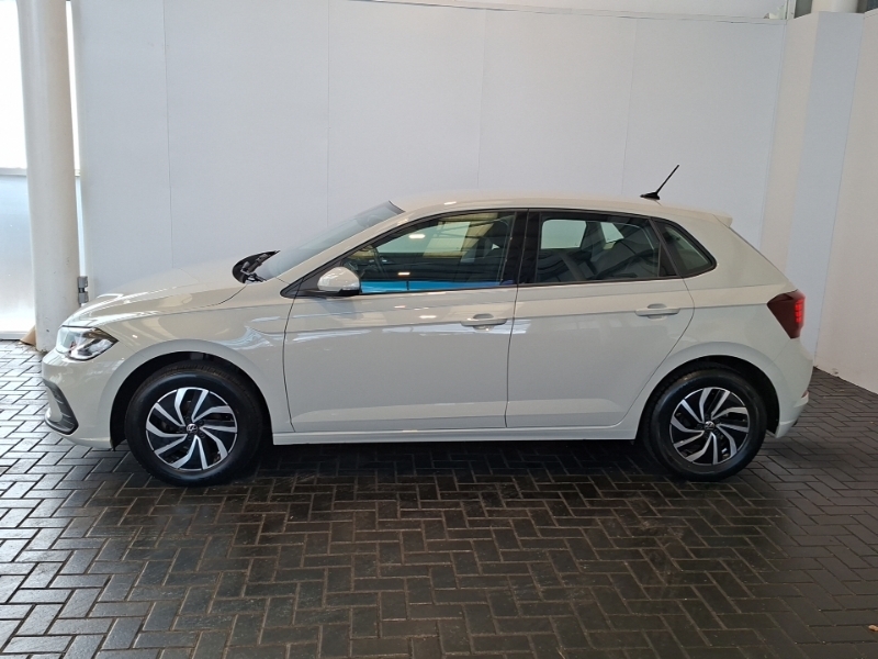 Volkswagen Polo 1.0 Life AJ73NHG Grey #4