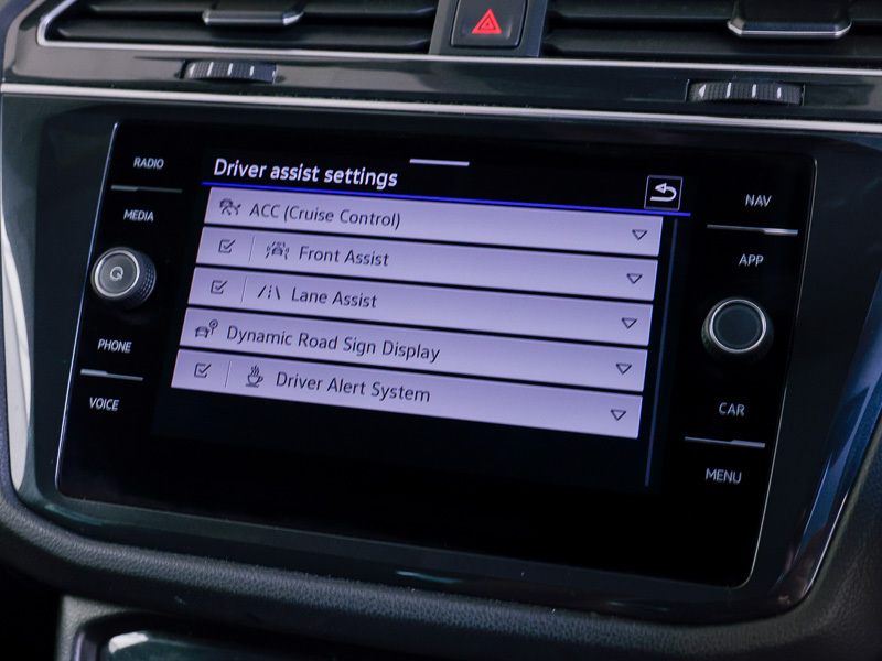 Volkswagen Tiguan Elegance Blue #15