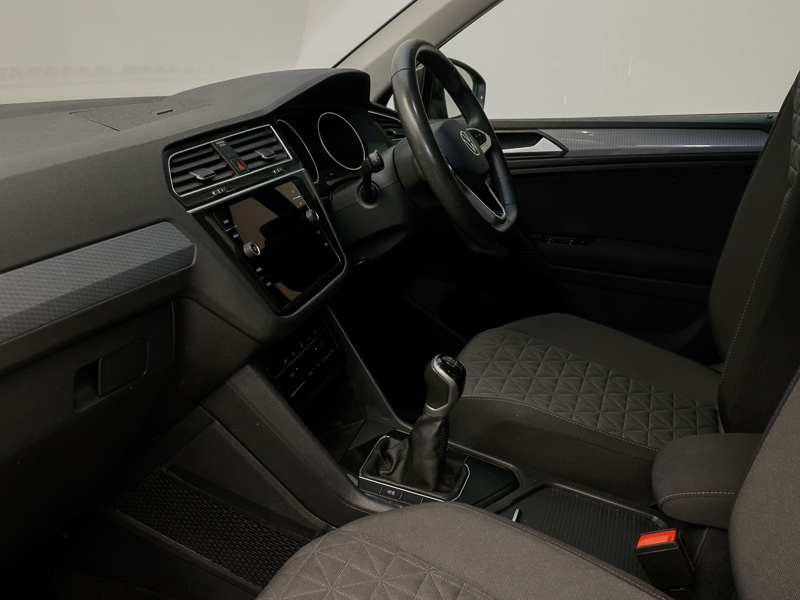 Volkswagen Tiguan Elegance Blue #20