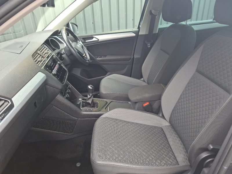 Volkswagen Tiguan 1.5 Tsi Evo 130 Match Grey #5