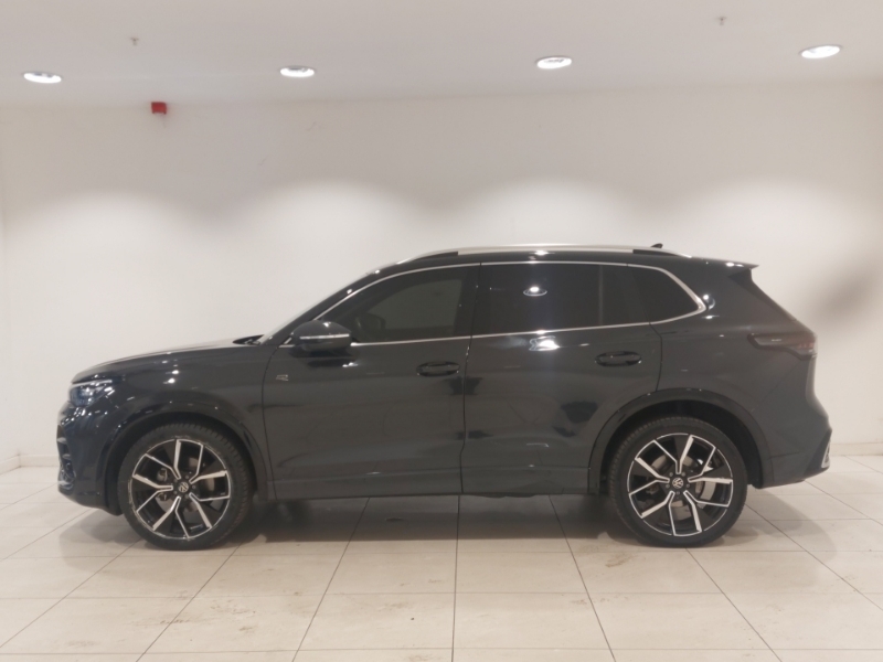 Volkswagen Tiguan Elegance Black #4