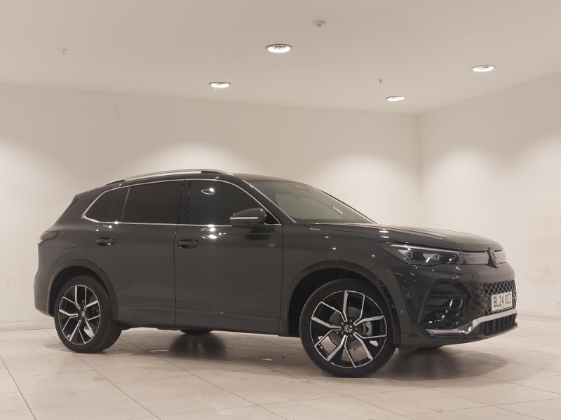 Volkswagen Tiguan Elegance Black #7