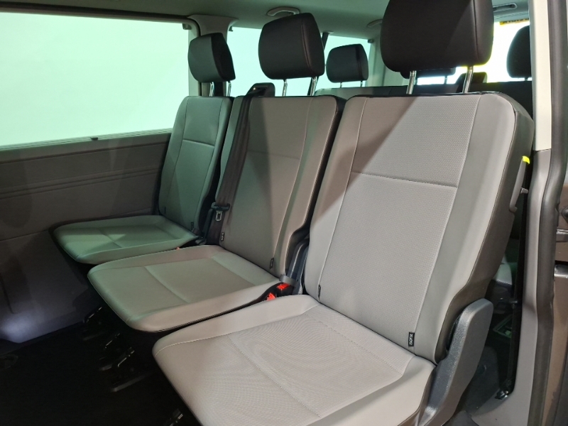 Volkswagen Transporter Shuttle 2.0 Tdi 150Ps Se Minibus Grey #6