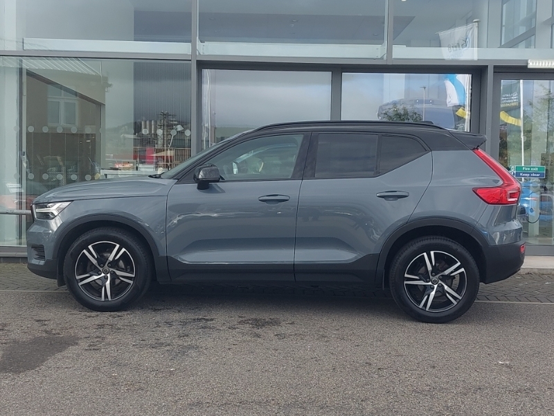 Volvo XC40 Plus, B3 Mild Hybrid, Dark Grey #4