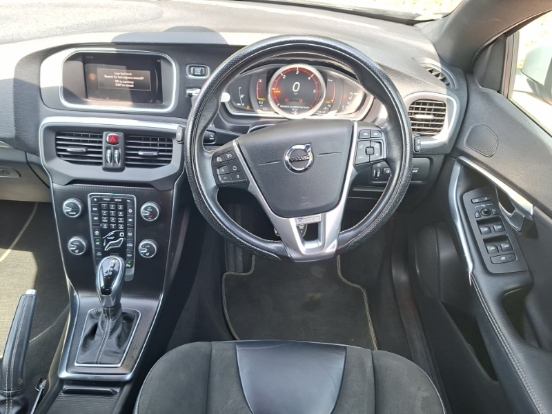 Volvo V40 2.0 D4 R-design Pro Euro 6 Ss Black #8