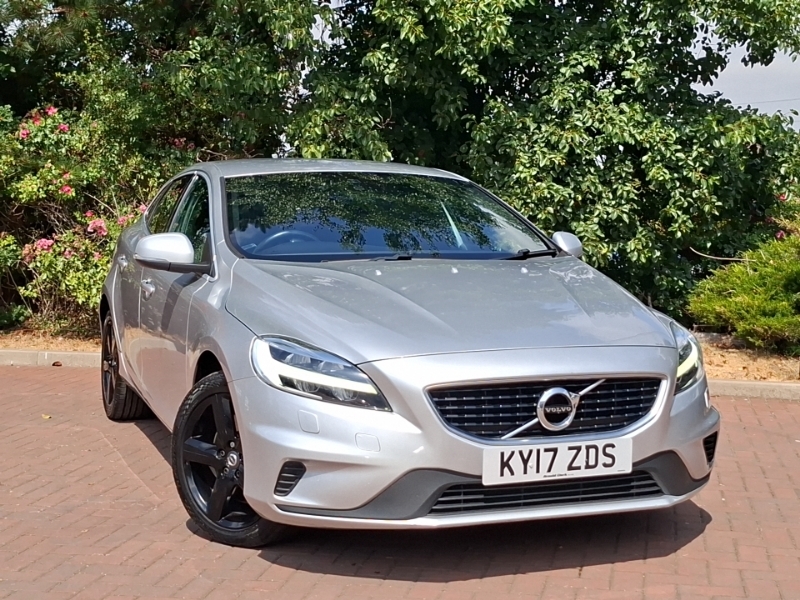 Volvo V40 D3 4 Cyl 150 R Design Nav Plus Geartronic Silver