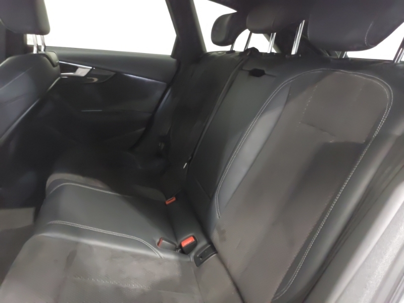 Audi A4 35 Tdi Black Edition S Tronic White #6