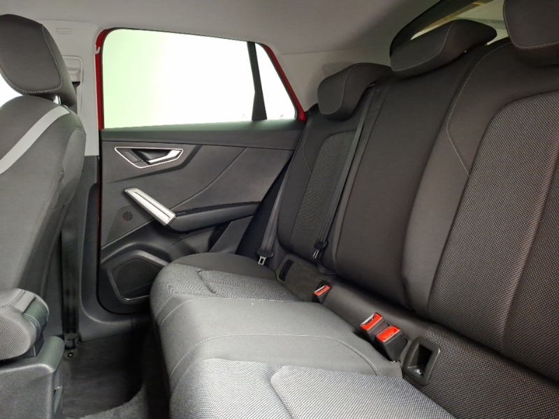 Audi Q2 30 Tfsi Sport Red #6