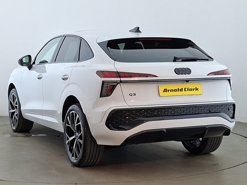 Audi Q3 1.5 Tfsi Edition 1 S Tronic White #2