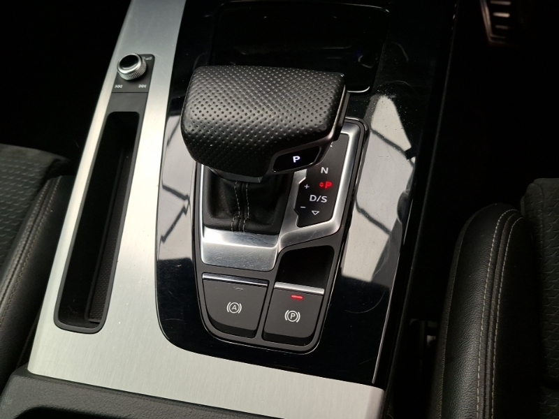 Audi Q5 50 Tfsi E Quattro Edition 1 S Tronic Black #15