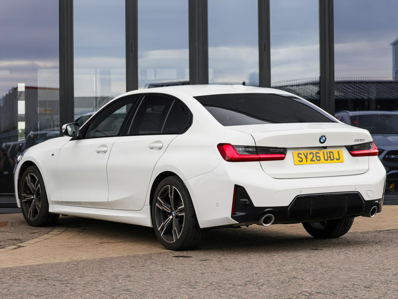 BMW 3 Series 330E 22.3 Kwh M Sport Step Pro Pack Red #2