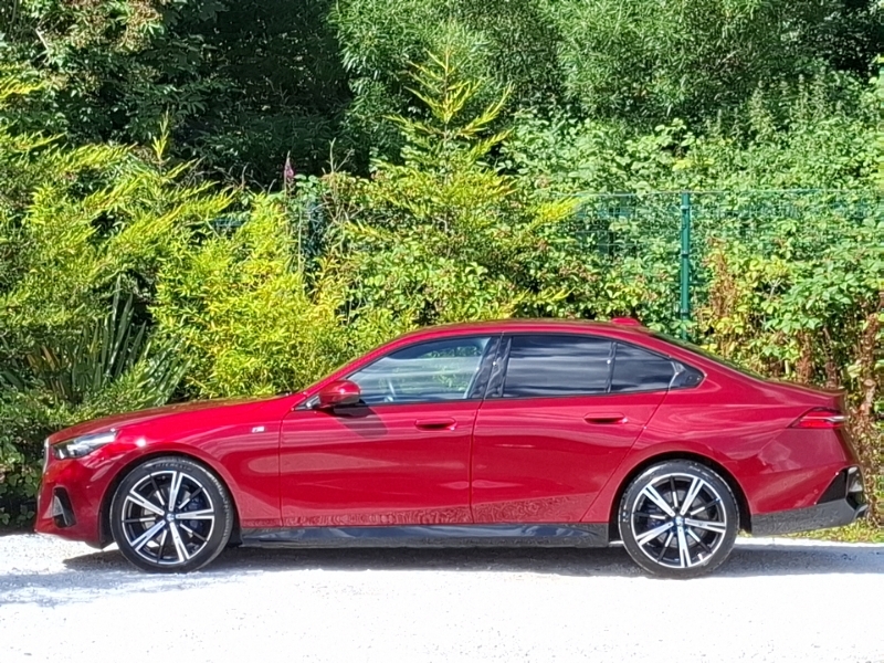 BMW 5 Series 520I M Sport Red #4