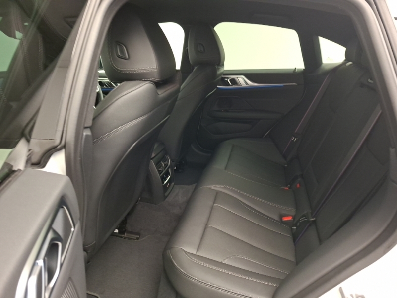 BMW i4 210Kw Edrive35 M Sport 70Kwh Techpro Blue #12