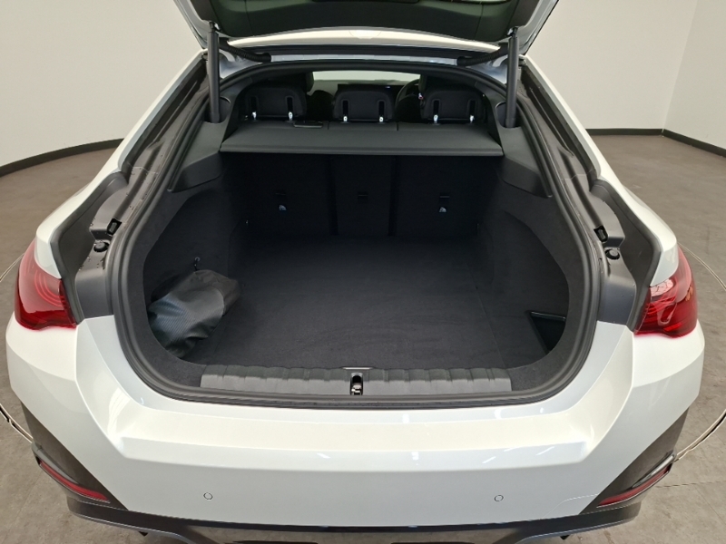 BMW i4 210Kw Edrive35 M Sport 70Kwh Techpro Blue #13