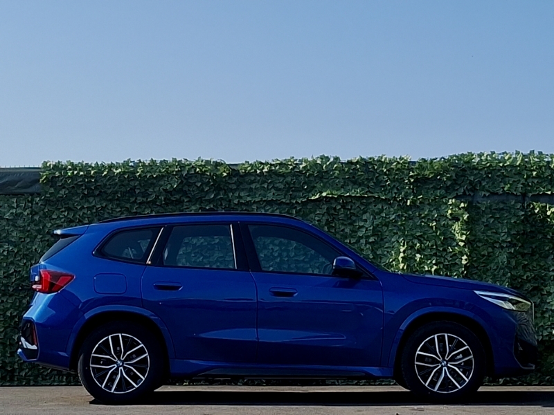 BMW iX1 150Kw Edrive20 M Sport 65Kwh Blue #3