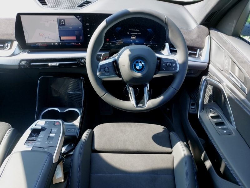 BMW iX1 230Kw Xdrive30 M Sport 65Kwh White #5