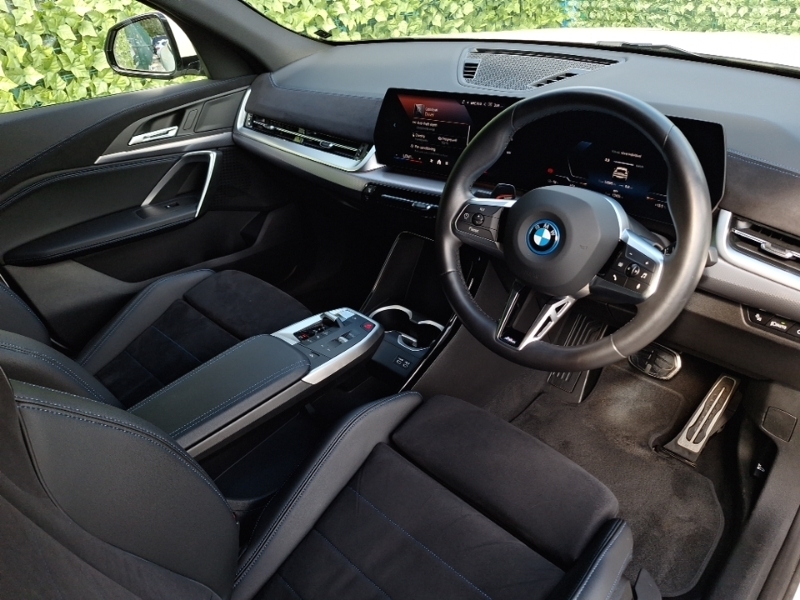 BMW iX2 230Kw Xdrive30 M Sport 65Kwh White #6