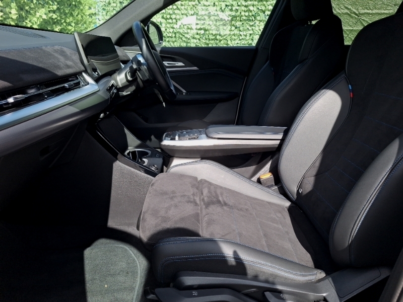 BMW iX2 150Kw Edrive20 M Sport 65Kwh White #7