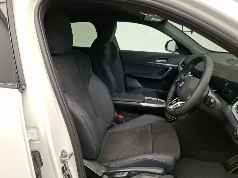 BMW iX2 150Kw Edrive20 M Sport 65Kwh Grey #11