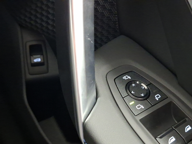 BMW iX2 150Kw Edrive20 M Sport 65Kwh Grey #19