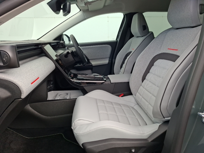 Citroen C5 Aircross 157Kw Max 73Kwh Green #5