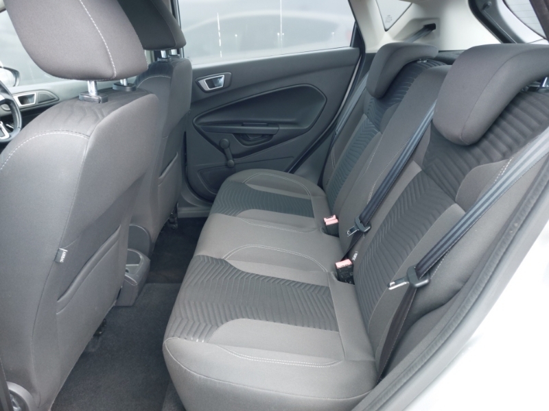 Ford Fiesta 1.0 Ecoboost Zetec Silver #6