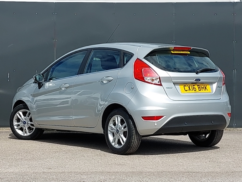 Ford Fiesta 1.0 Ecoboost Zetec Silver #2