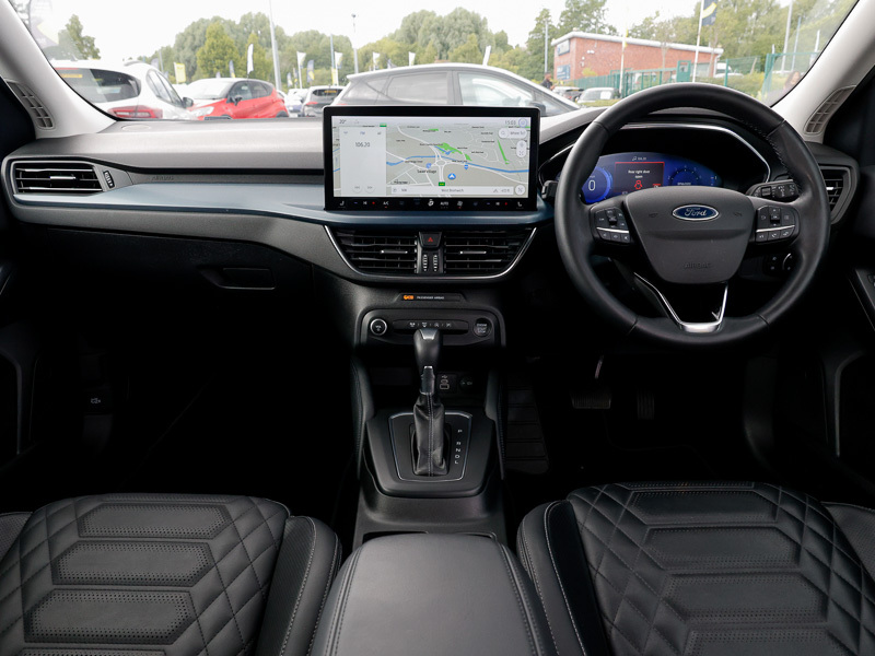 Ford Focus 1.0 Ecoboost Hybrid Mhev 155 Active X Black #3