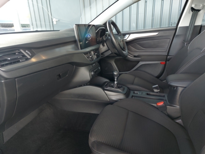 Ford Focus 1.0 Ecoboost Titanium Black #5
