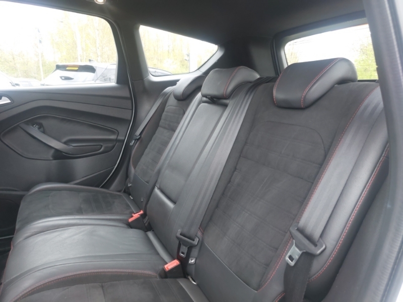 Ford Kuga 1.5 Tdci St-line X 2Wd White #6