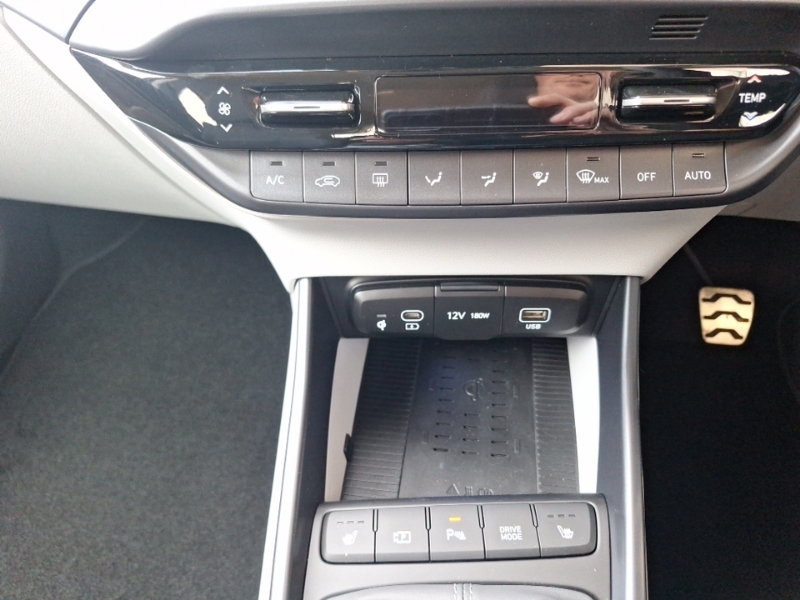 Hyundai Bayon 1.0 Tgdi 90 Tech Line Dct Black #16