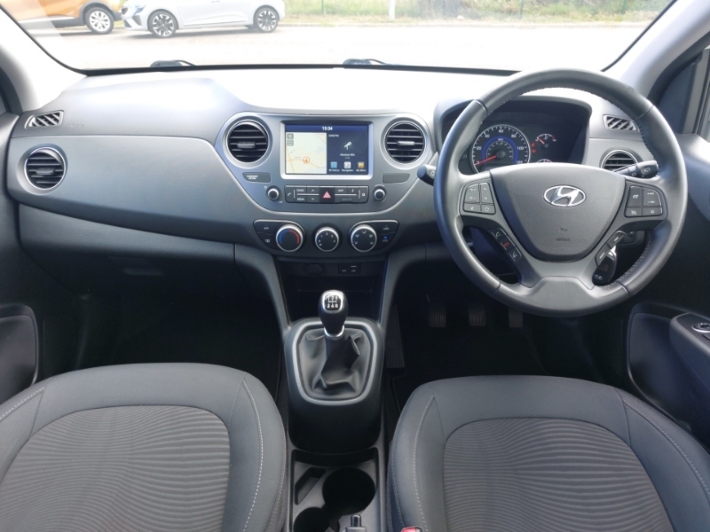 Hyundai I10 1.0 Play White #3