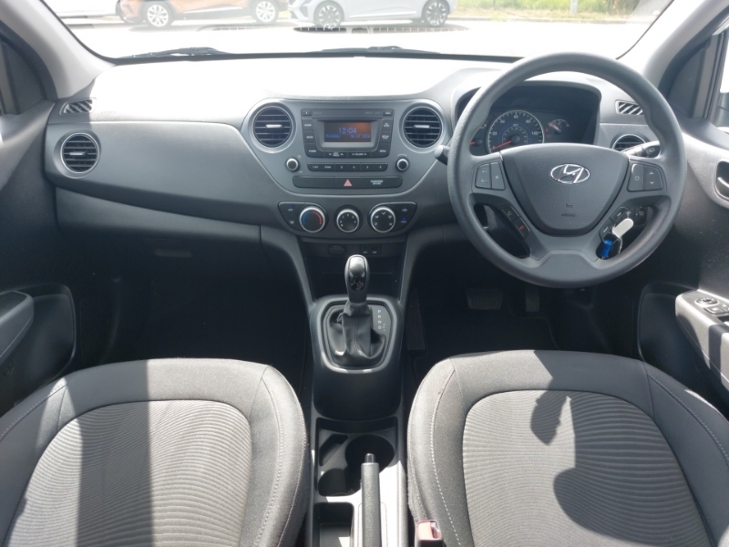 Hyundai I10 1.2 Se White #3
