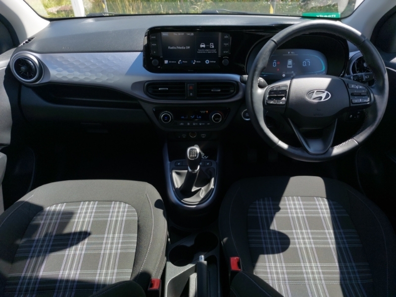 Hyundai I10 1.0 Mpi Premium White #3