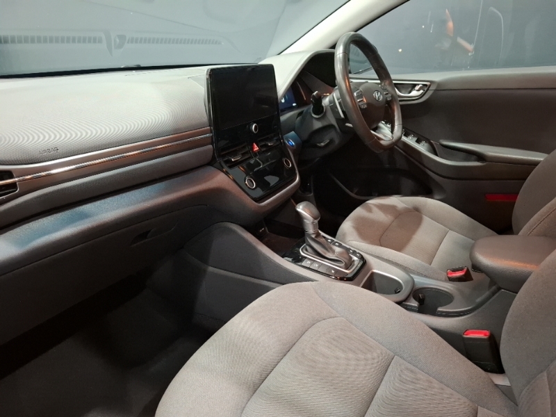 Hyundai Ioniq 1.6 Gdi Hybrid Premium Dct Black #5